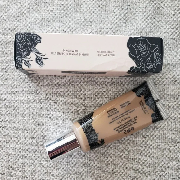 BRAND NEW Kat Von D  Lock it Concealer - Waterproof Medium 26 - Picture 2 of 2